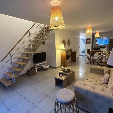 Le Brise Lame Maison Neuve A 2 Pas De La *