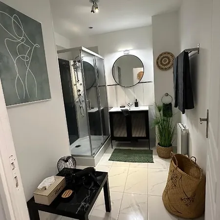 فيلة Le Brise Lame Maison Neuve A 2 Pas De La *